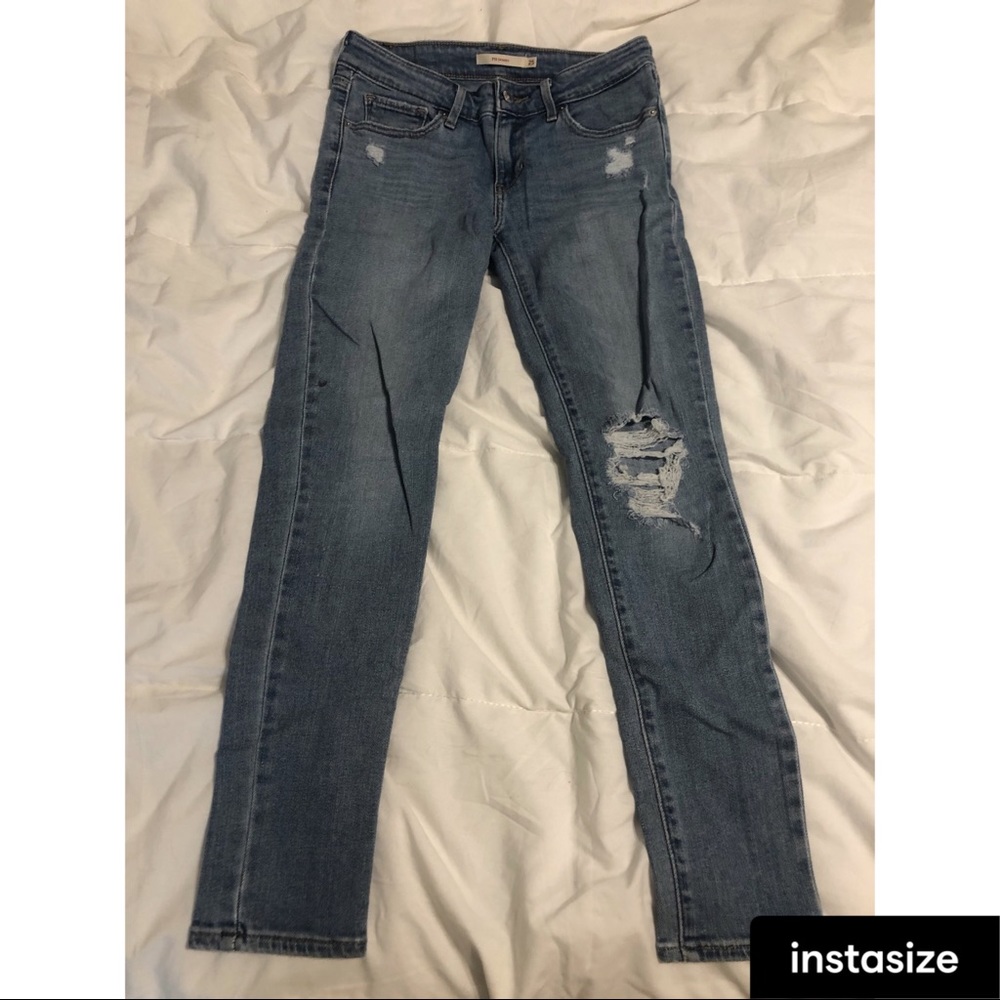 711 mid rise skinny Levi’s